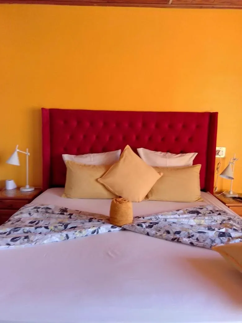 Neo & Ruks Guest House Parow Cape Town