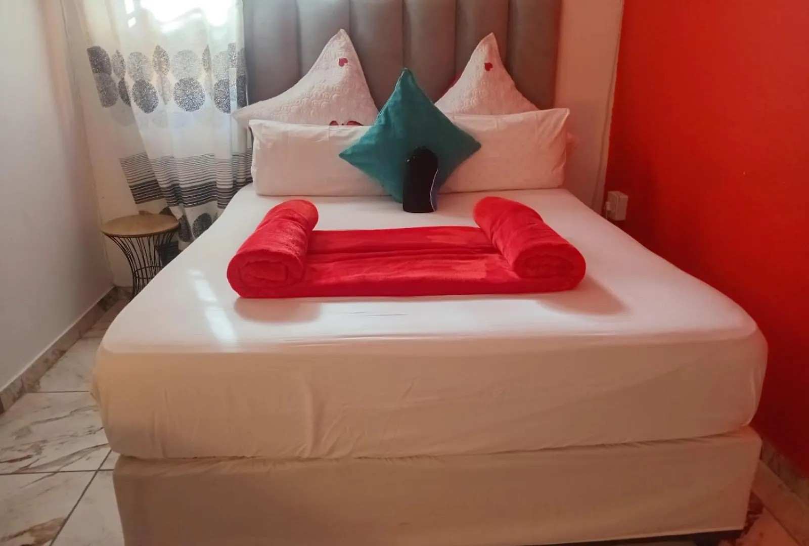 Neo & Ruks Guest House Parow Cape Town