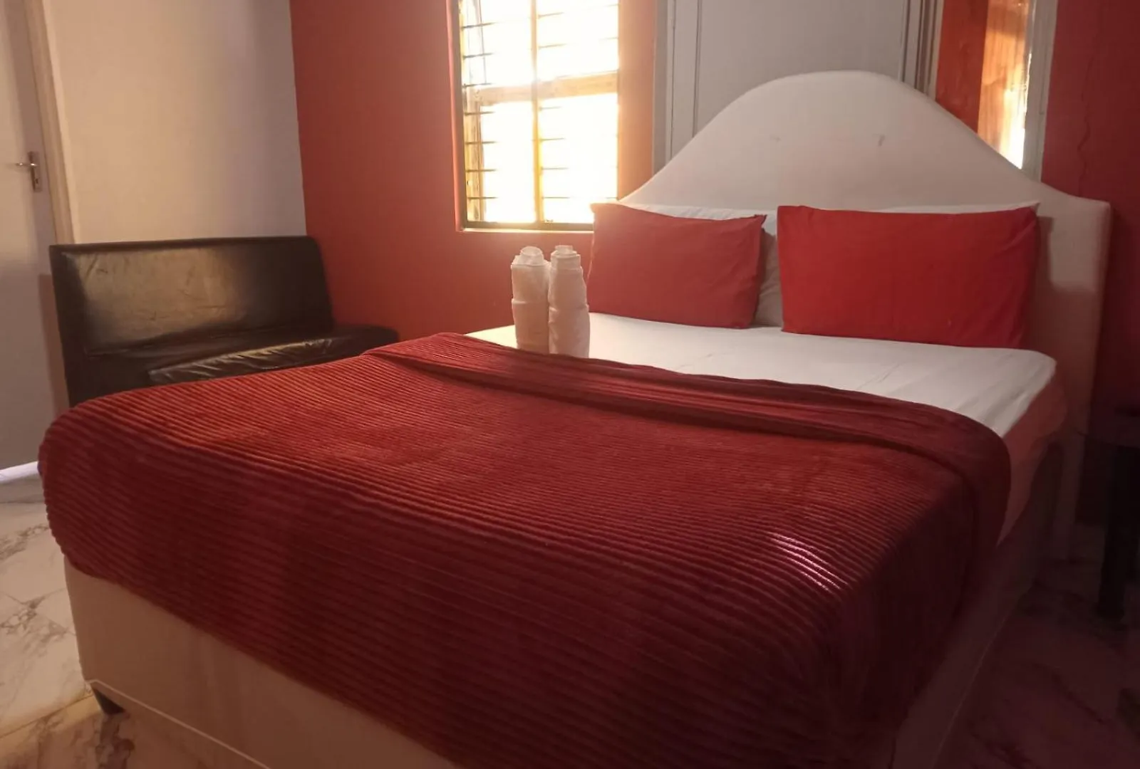 Neo & Ruks Guest House Parow Cape Town 0*,  South Africa