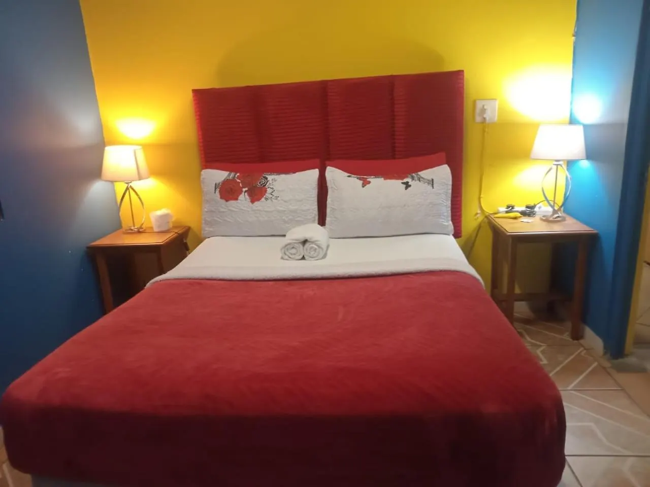 Neo & Ruks Guest House Parow Cape Town