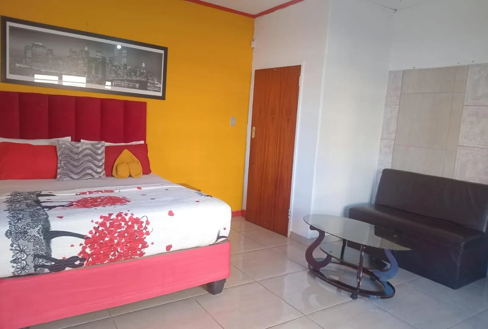 Neo & Ruks Guest House Parow Cape Town