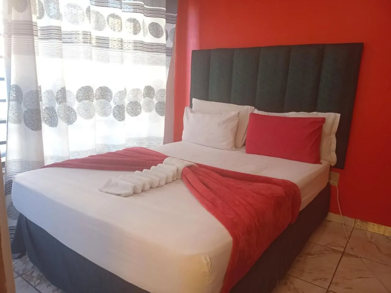 Neo & Ruks Guest House Parow Cape Town