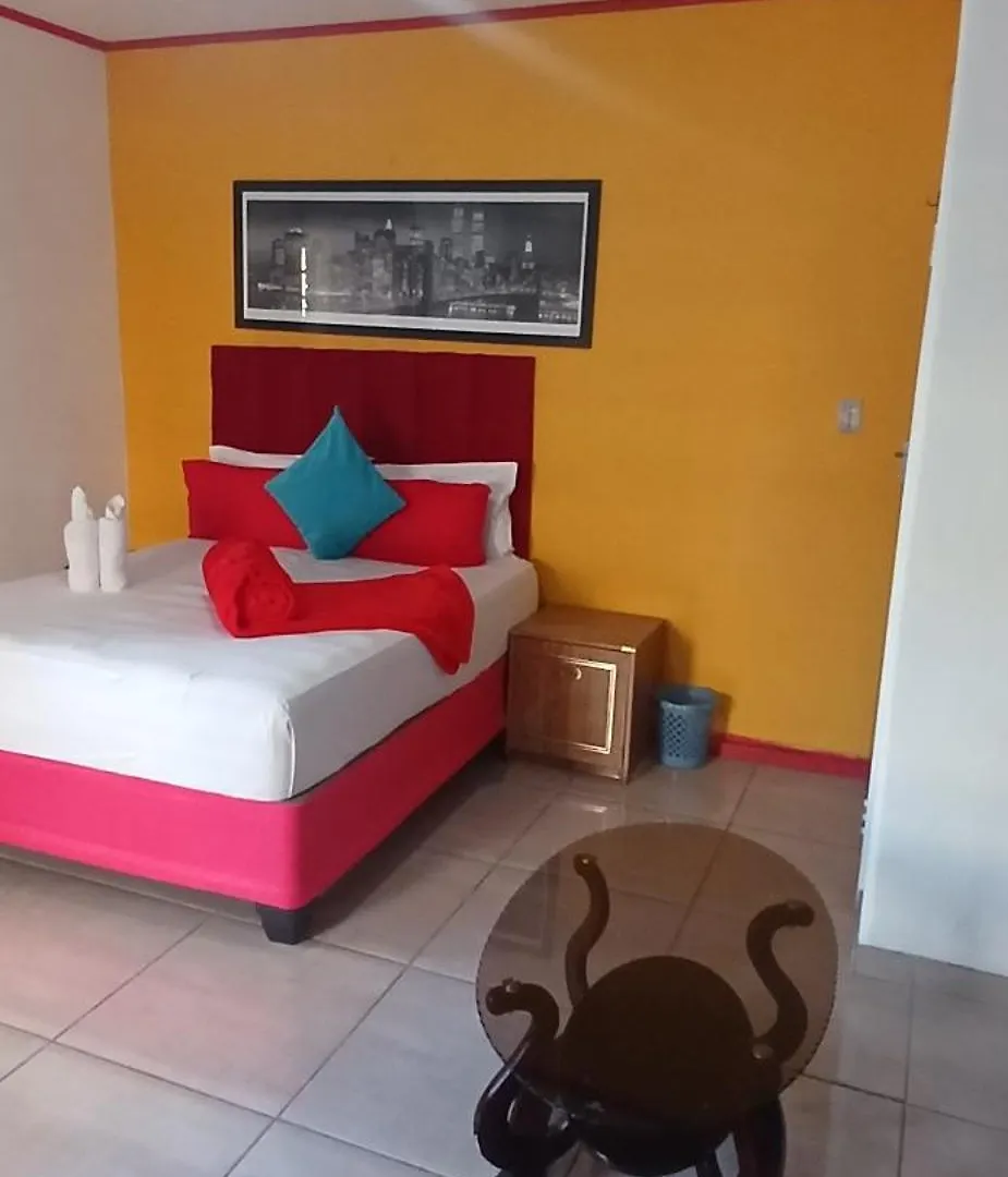 Neo & Ruks Guest House Parow Cape Town